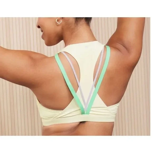 NWT - Fabletics Boost Medium Impact Sports Bra - medium/egret/light green - Picture 9 of 9